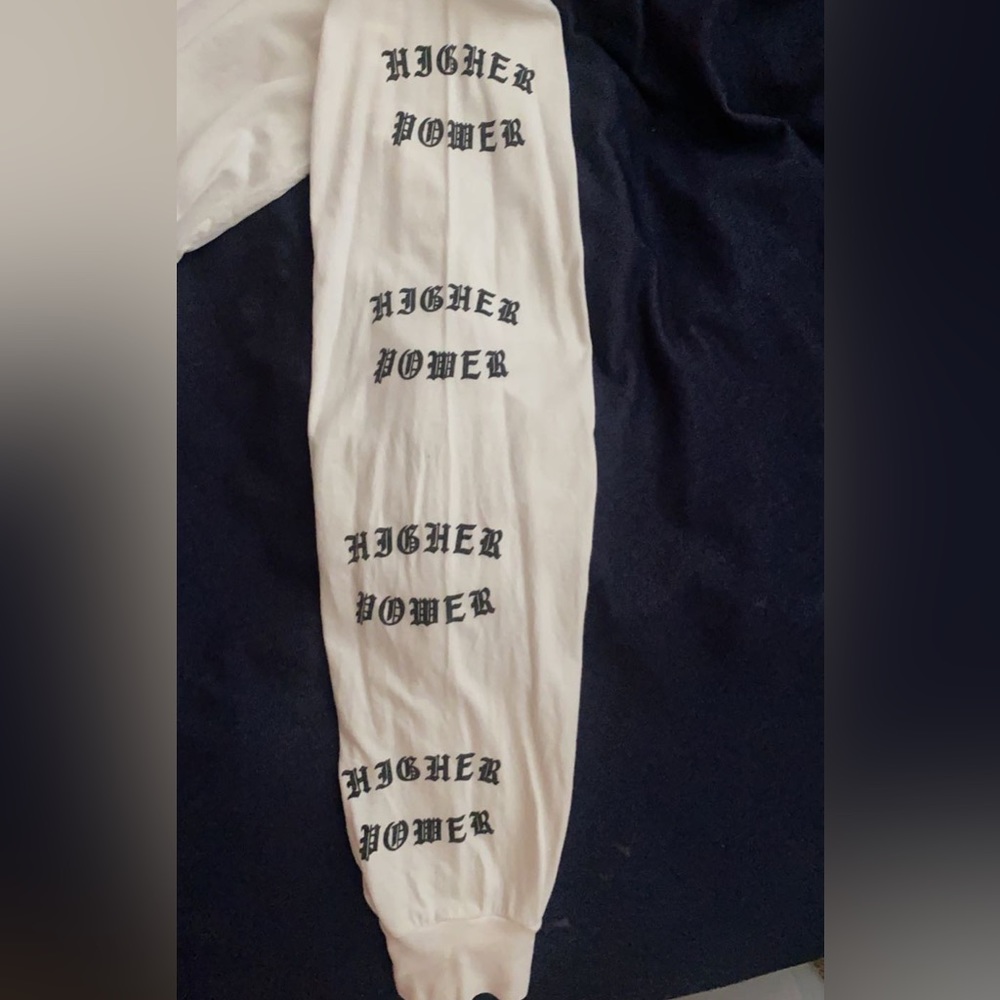 Long Sleeve rose design shirt size Adult L